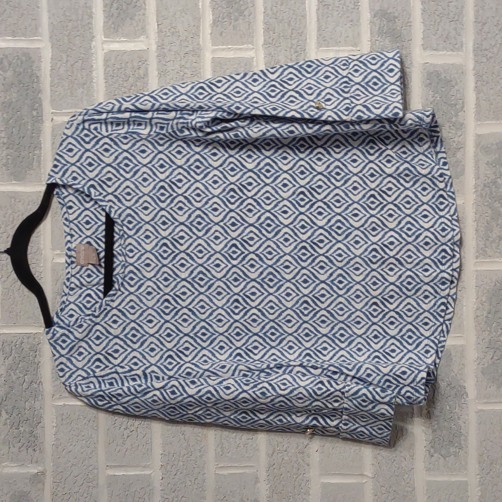 Chico's Women's White and Blue Diamond Patterned Blouse Size (1) Medium - Picture 3 of 14